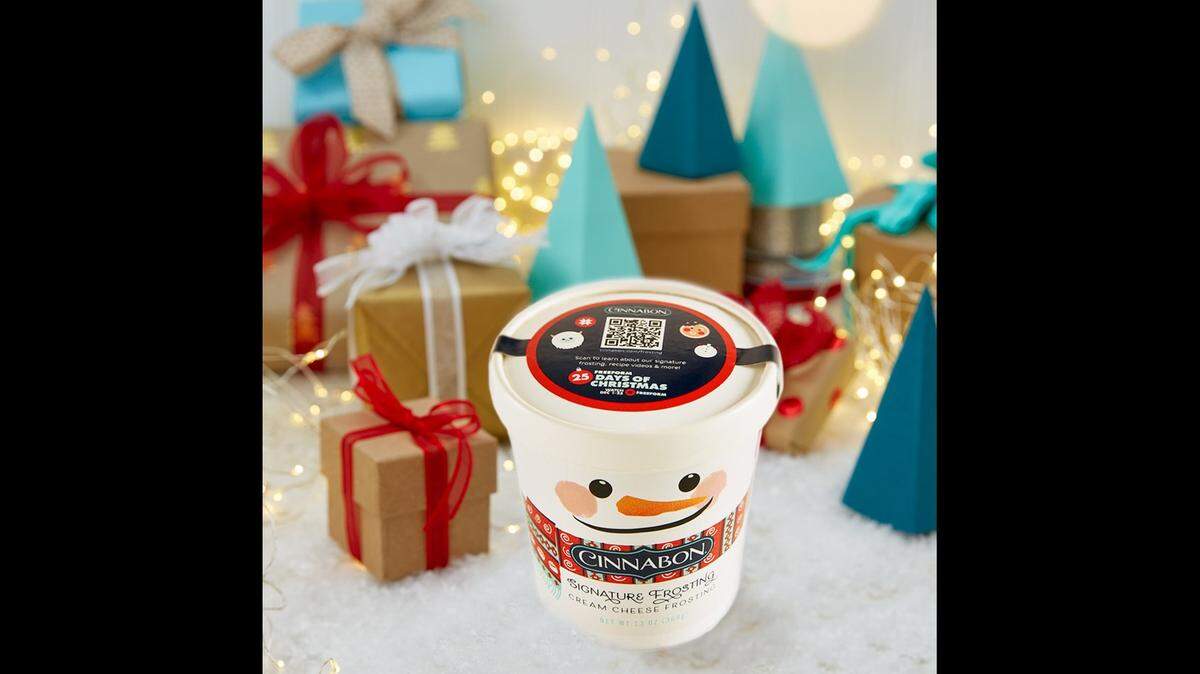 Cinnabon is selling pints of its cream cheese frosting.