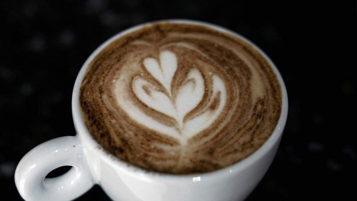 Why a 10-Minute Walk Beats Coffee for Energy in the Morning