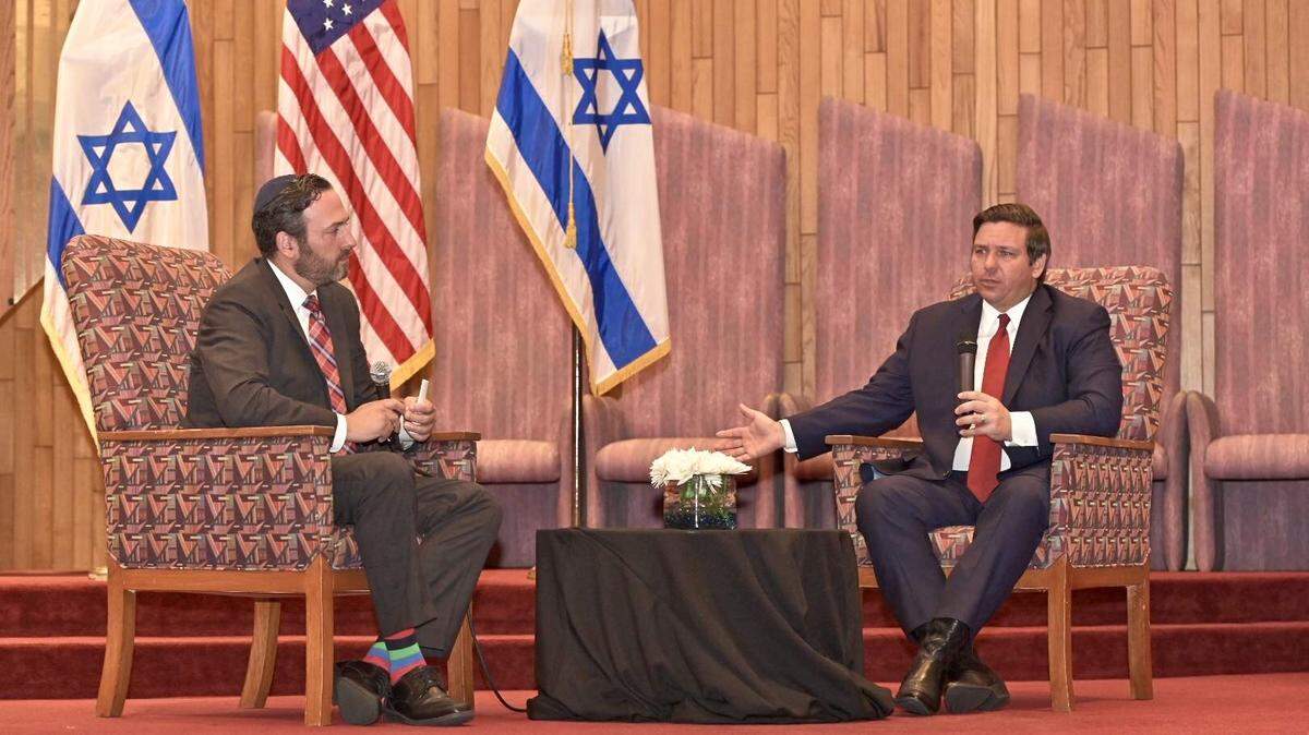 Gov. Ron DeSantis visited Temple Kol Ami Emanu-El in Plantation in April.