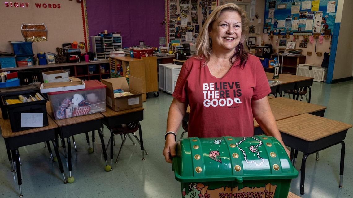 This Broward kindergarten teacher isn’t going to let ‘Don’t say gay’ change her lessons