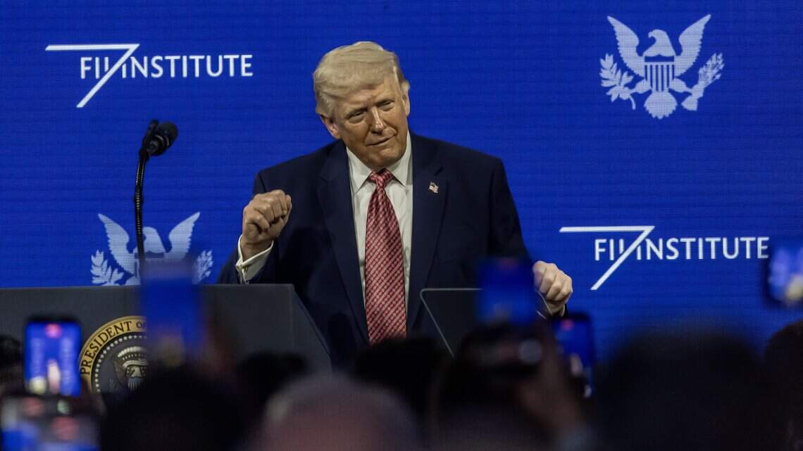 Trump to rally for Byron Donalds in Fort Myers during early voting