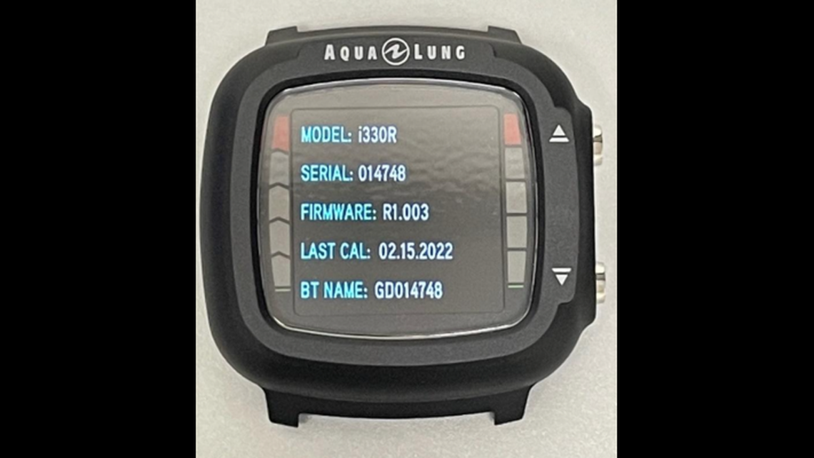The recalled Aqualung i330 Scuba Diving Computer