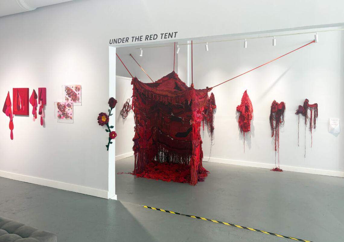 Materiality plays a key role in reinforcing this intimacy. The works retain visible traces of labor—knots, frayed edges, layered threads—emphasizing the physical act of making.