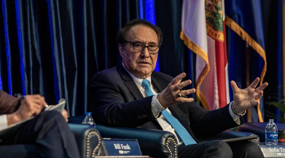 Bill Funk, whose firm is conducting the search for FIU’s next president, speaks during a community listening session on the presidential search held at the Graham University Center, FIU Modesto A. Maidique Campus on April 13, 2022.