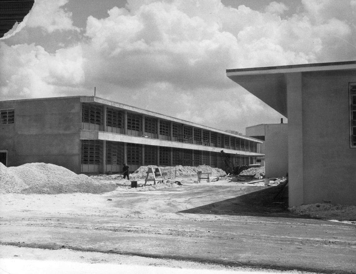 In 1964, the new Palm Springs Junior High at W. 10th Ave. and 56th Pl. in Hialeah.
