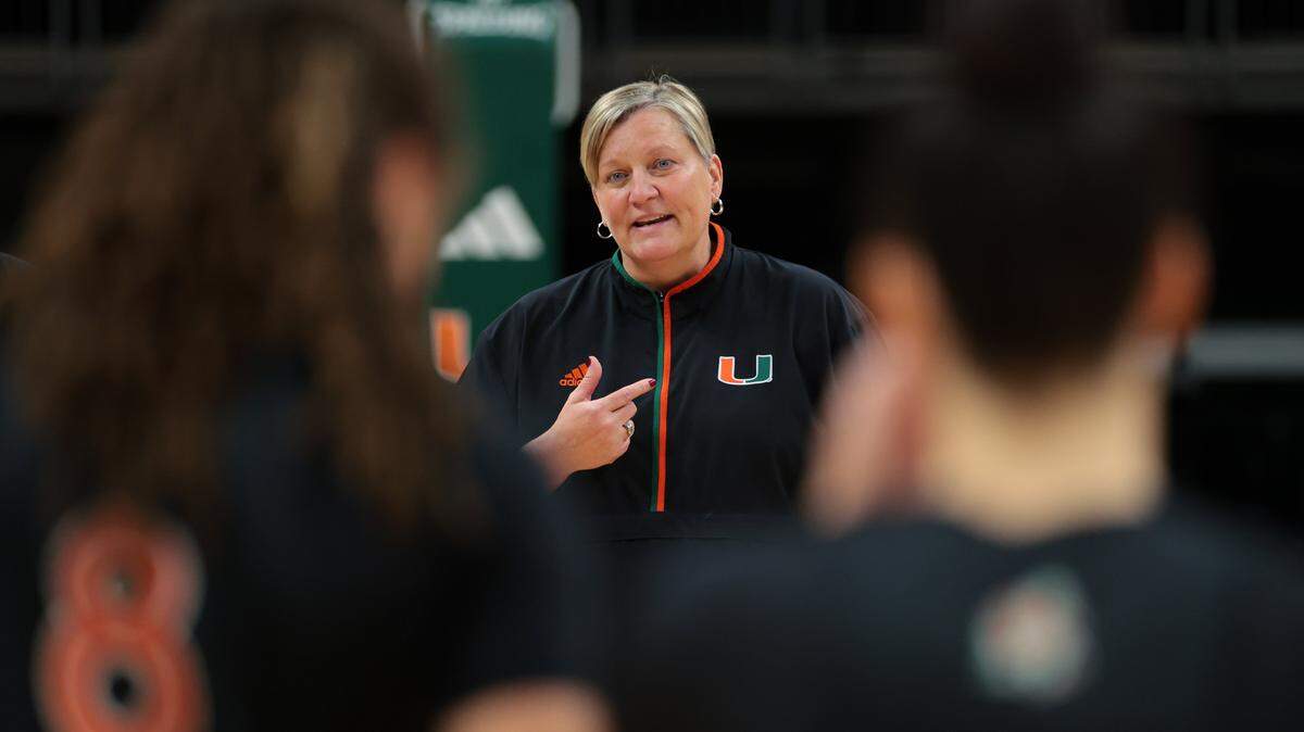 Miami Hurricanes head coach Tricia Cullop speaks to her players during practice at the Watsco Center in Coral Gables, Florida, Monday, September 22, 2025.