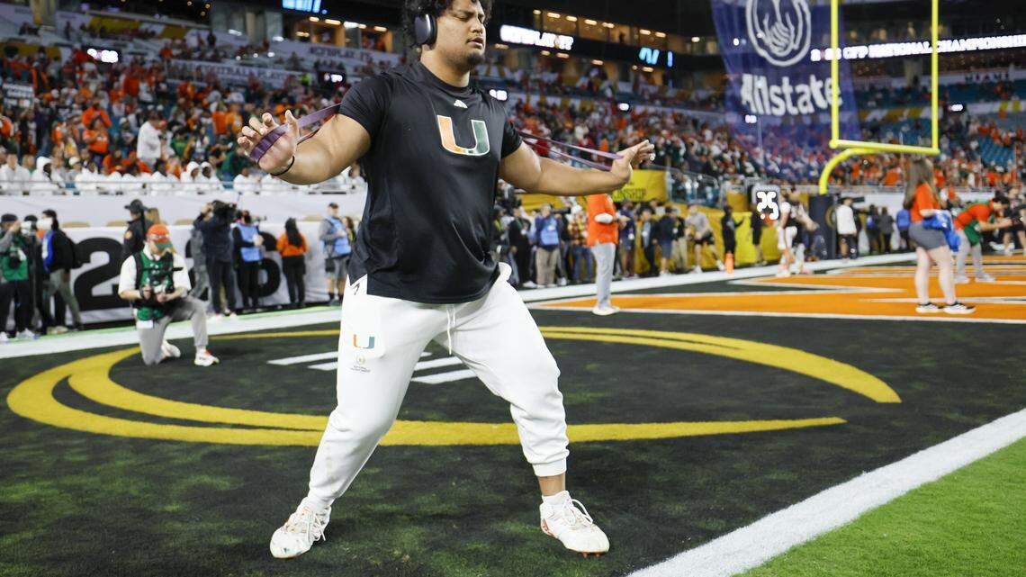 Cote: Dolphins’ epic failure drafting Hurricanes is poised to change | Opinion