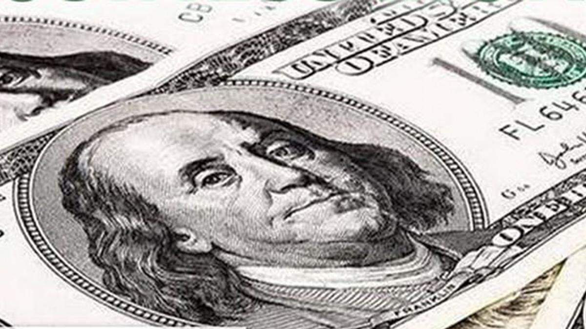 Major business groups urged the Florida Supreme Court this week to prevent the city of Miami Beach from moving forward with a local minimum wage.
