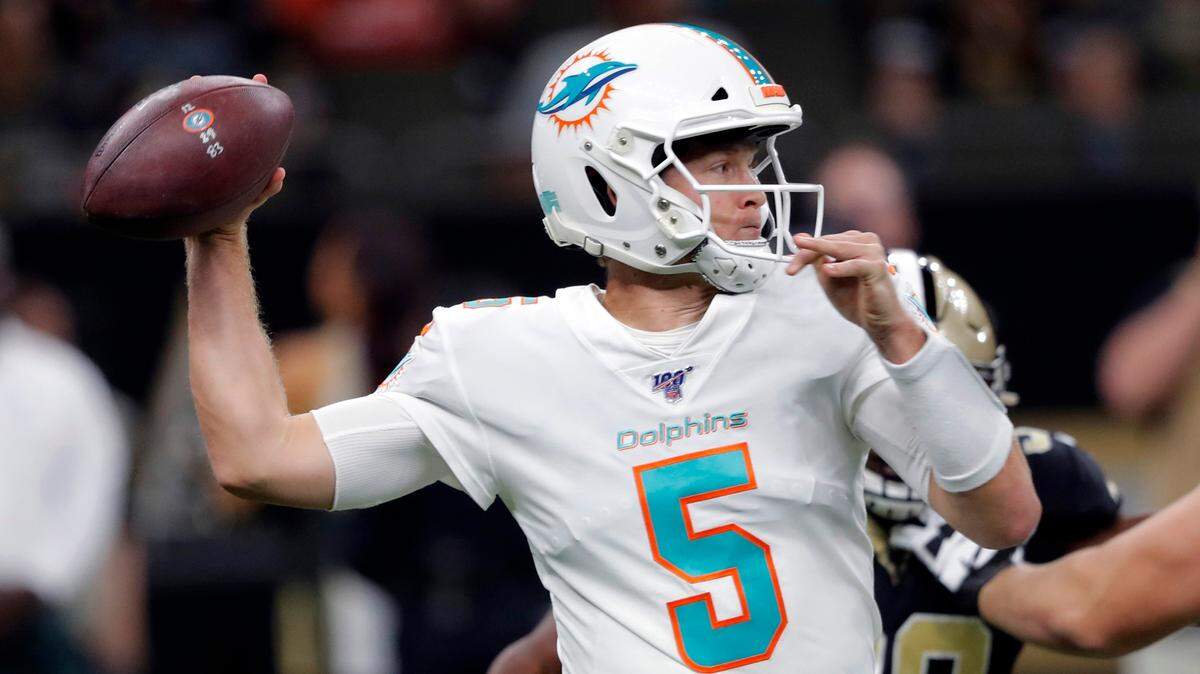 Dolphins quarterback Jake Rudock was lights out in the first half, completing 13 of 16 passes for 152 yards and a touchdown.