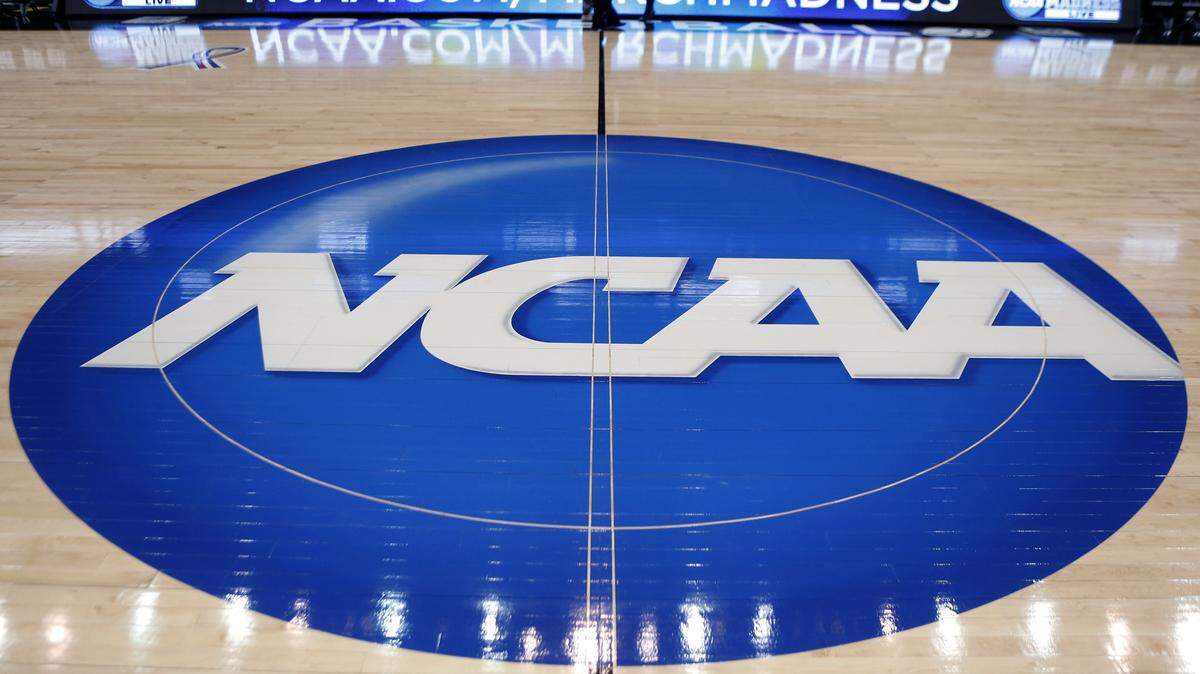 The University of South Florida landed a basketball transfer in former consensus 4-star recruit Zack Dawson, who is from Miami.