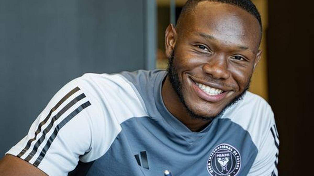 Forward Shanyder Borgelin, a Haitian-American North Lauderdale native, signed a first team contract with Inter Miami through the 2024 season with options for 2025 and 2026.