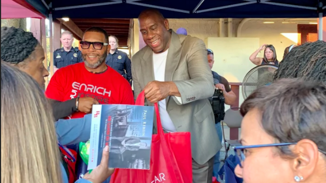 Basketball great ‘Magic’ Johnson handing out 500 free turkeys in Broward
