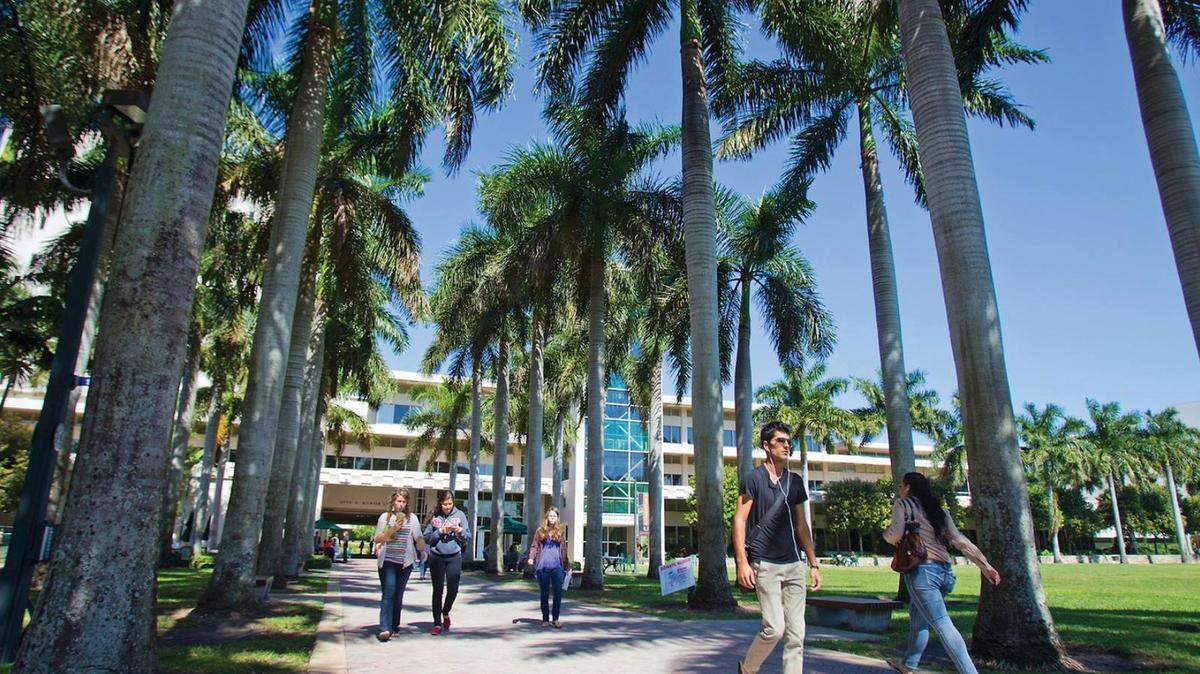 The federal government alleges a case of pay disparity in the University of Miami’s political science department.