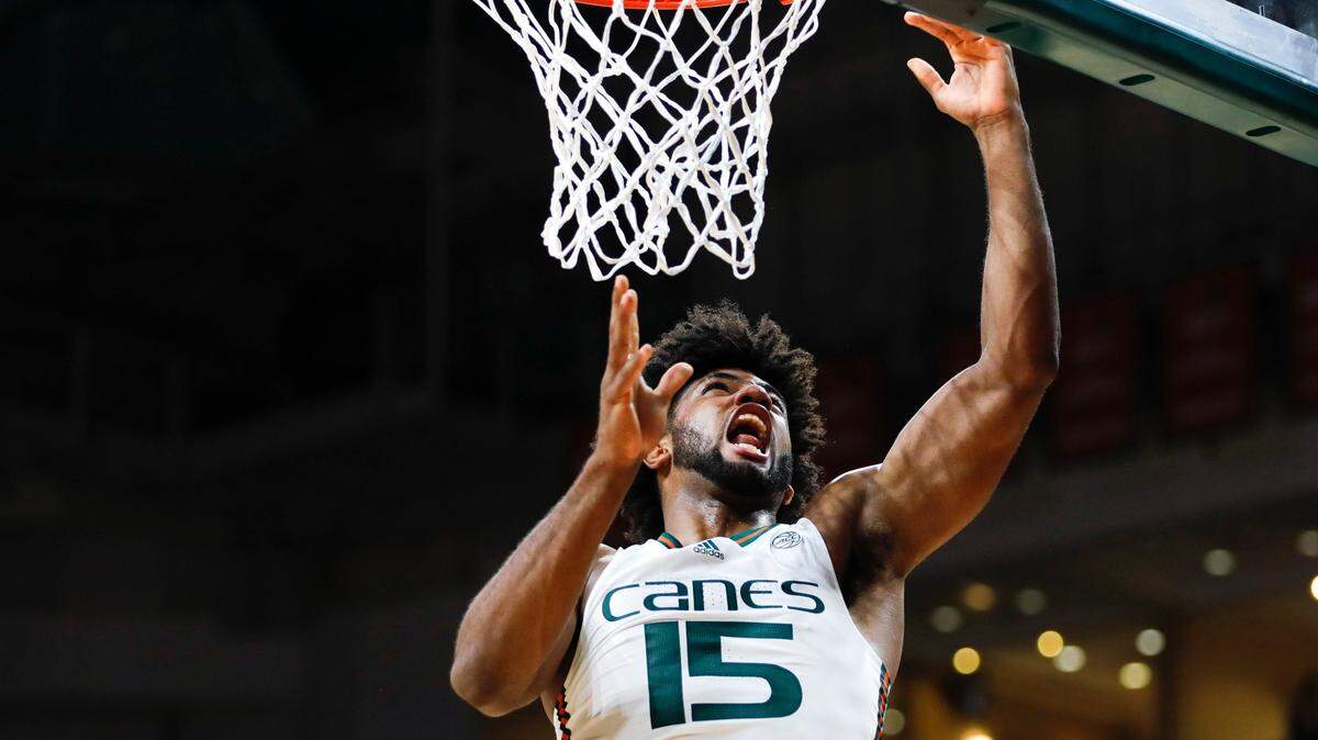 Miami Hurricanes forward Norchad Omier (15) is averaging 13.4 points and 10.6 rebounds heading into the ACC/Big Ten Challenge game against Rutgers on Nov. 30, 2022.