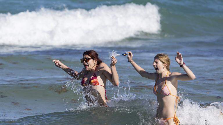 Photo Gallery: Spring Break in South Beach | Saturday, March 21, 2026