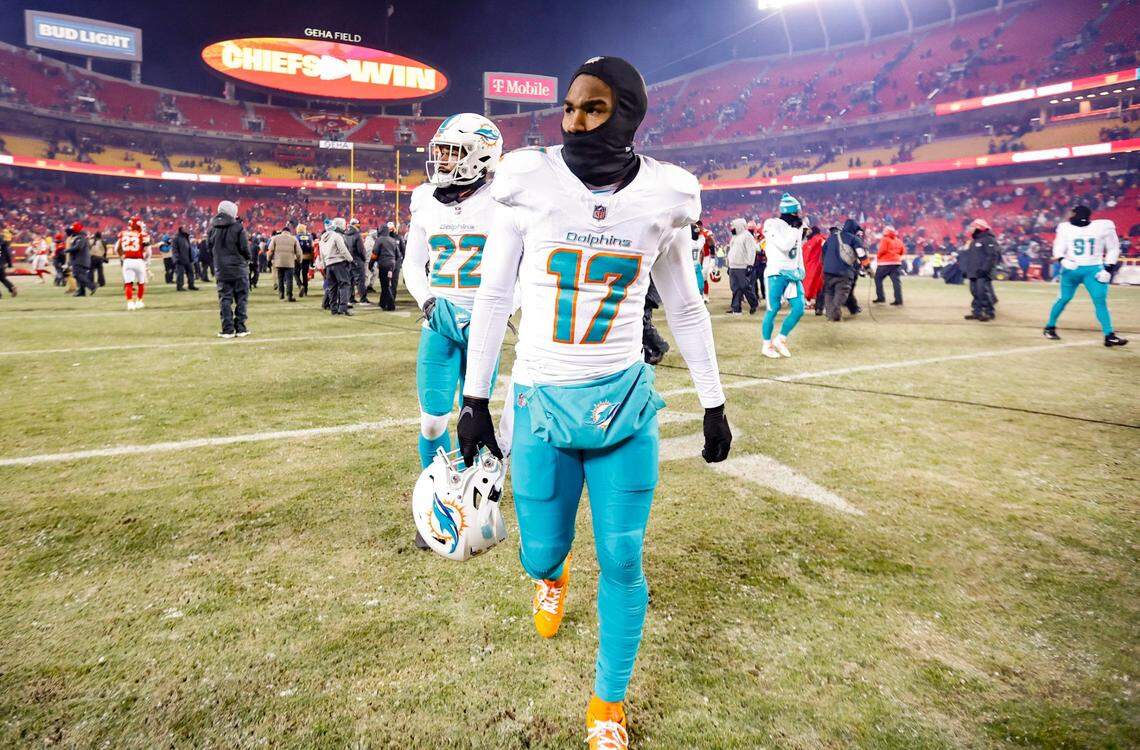 Miami Dolphins wide receiver Jaylen Waddle (17) walks off the field after the loss against the Kansas City Chiefs at GEHA Field at Arrowhead Stadium in Kansas City, Missouri, on Saturday, January 13, 2024.