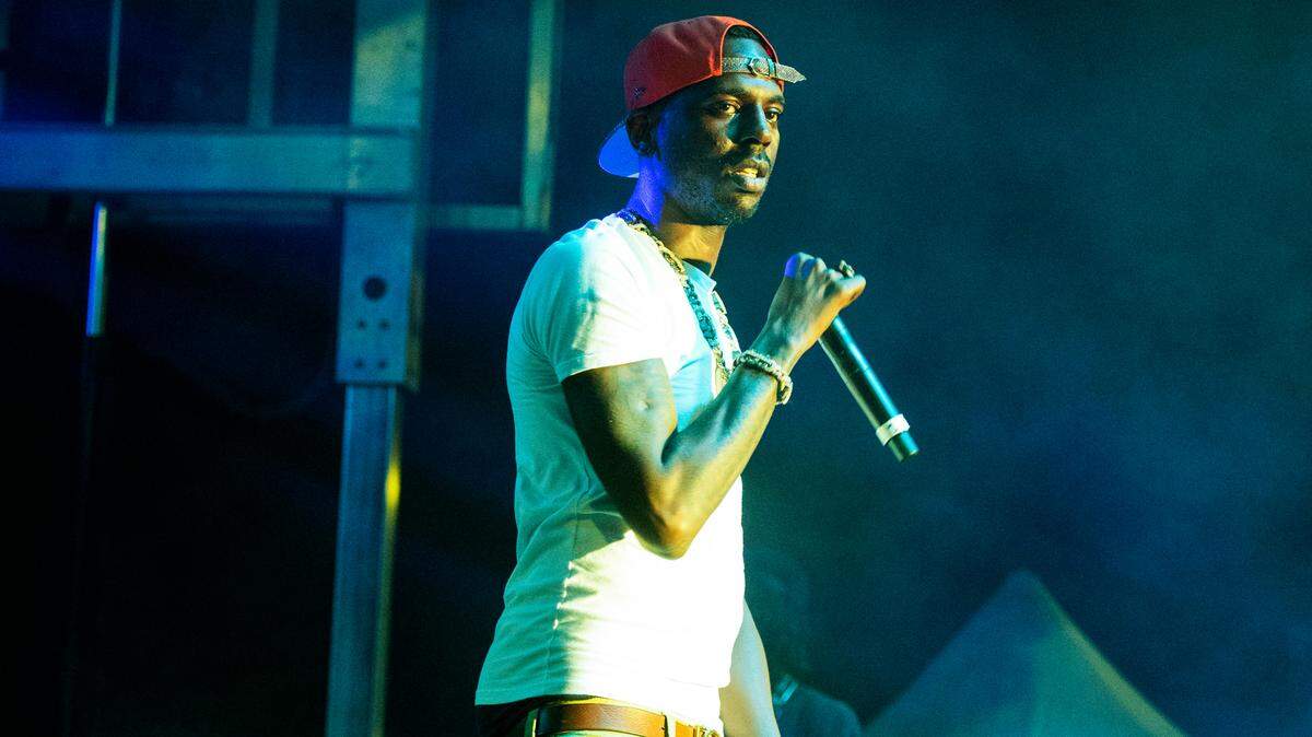 ARCHIVO - Young Dolph durante su presentación en The Parking Lot Concert en Atlanta el 23 de agosto de 2020. Young Dolph fue muerto a tiros en una tienda de galletas en Memphis, Tennessee, las autoridades buscan al perpetrador. (Photo by Paul R. Giunta/Invision/AP, archivo)