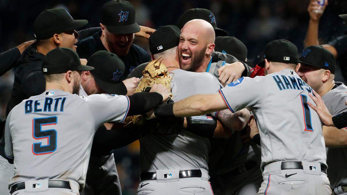 Sep 30, 2023; Pittsburgh, Pennsylvania, USA; The Miami Marlins celebrtae on the field after defeating the Pittsburgh Pirates at PNC Park to secure a berth in the 2023 MLB playoffs. Miami won 7-4. Mandatory Credit: Charles LeClaire-USA TODAY Sports