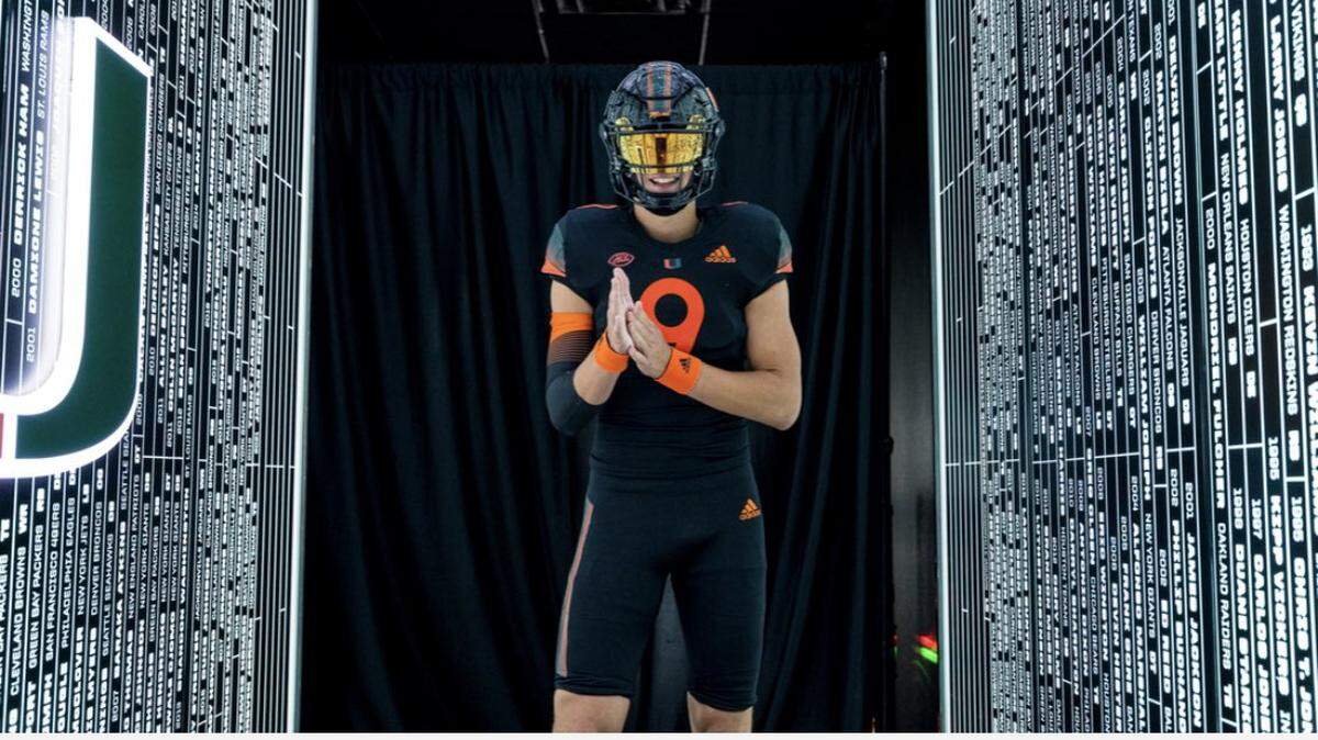Emory Williams poses for a photo during an official visit with the Miami Hurricanes in June of 2022.