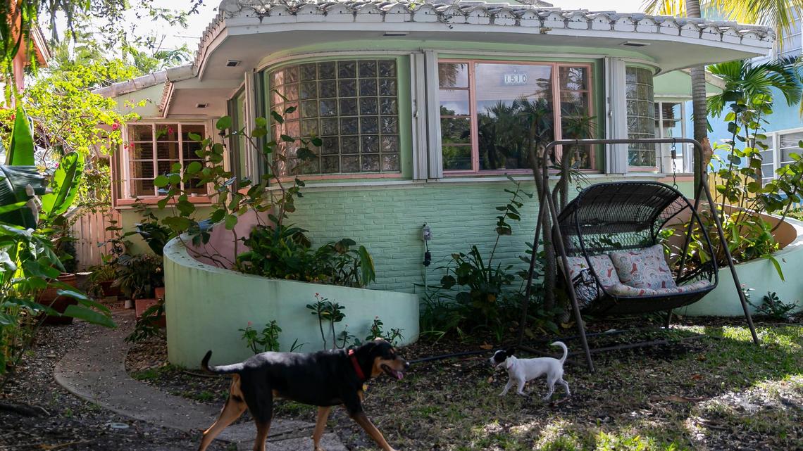American Land Title Association’s General Counsel Steve Gottheim said members are “not seeing (title theft) nationwide.” Above: A view of a single-family house in Hollywood on Saturday, February 12, 2022.
