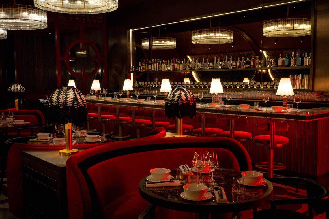 The bar at Mimi’s Chinese restaurant in Miami Beach.