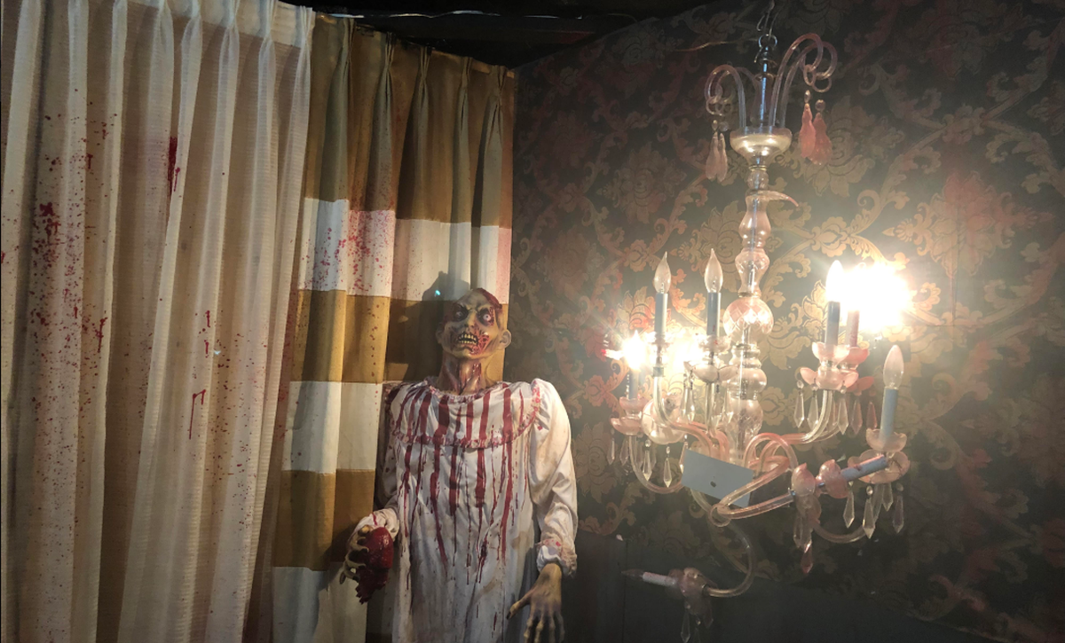 Zombie at House of Death