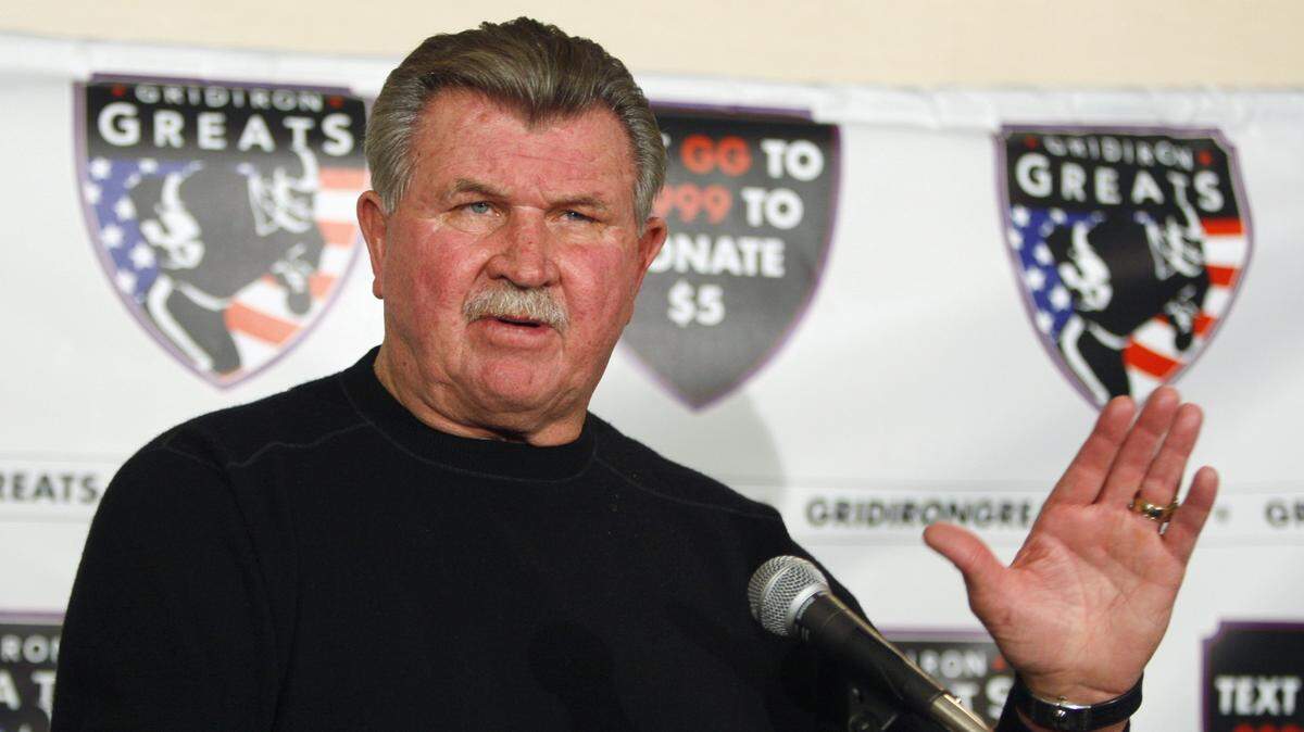 In this Oct. 27, 2009 file photo, former Chicago Bears coach Mike Ditka speaks at a news conference in Chicago.
