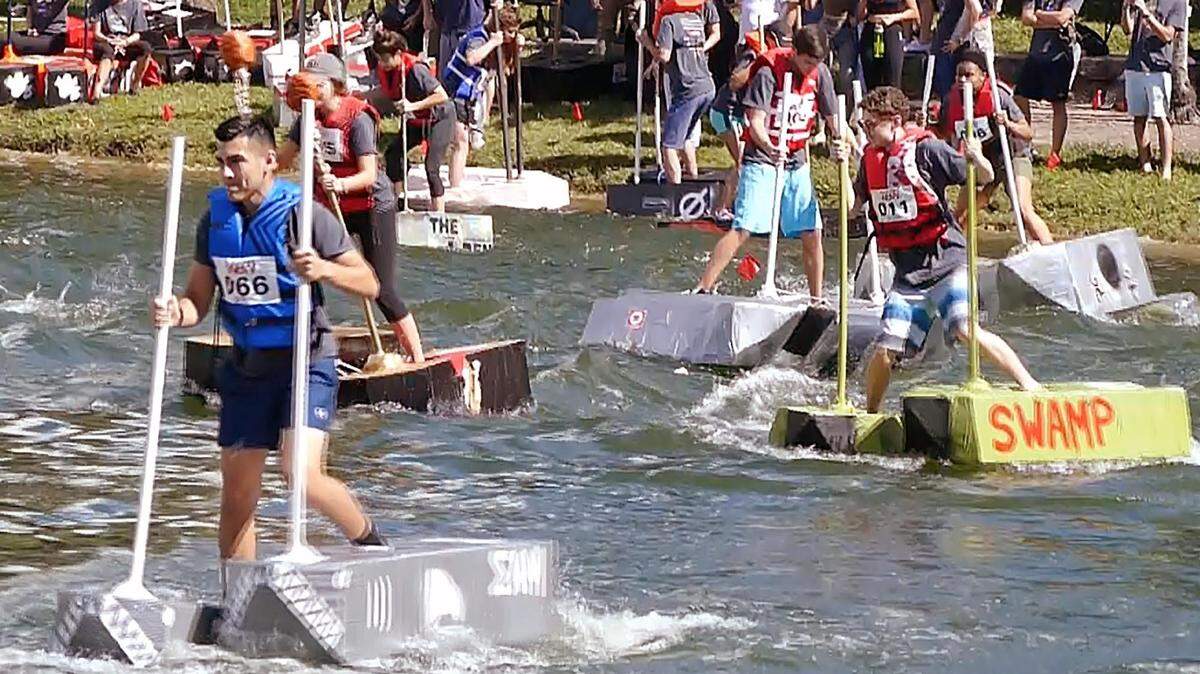 At FIU, some students think the Panthers walk on water. And once a year, some of them actually do. FIU student Juan Vega takes an early lead and goes on to set a record of 1 minute, 2 seconds in the annual “Walk on Water” race on the FIU campus on Thursday, Nov. 9, 2017.