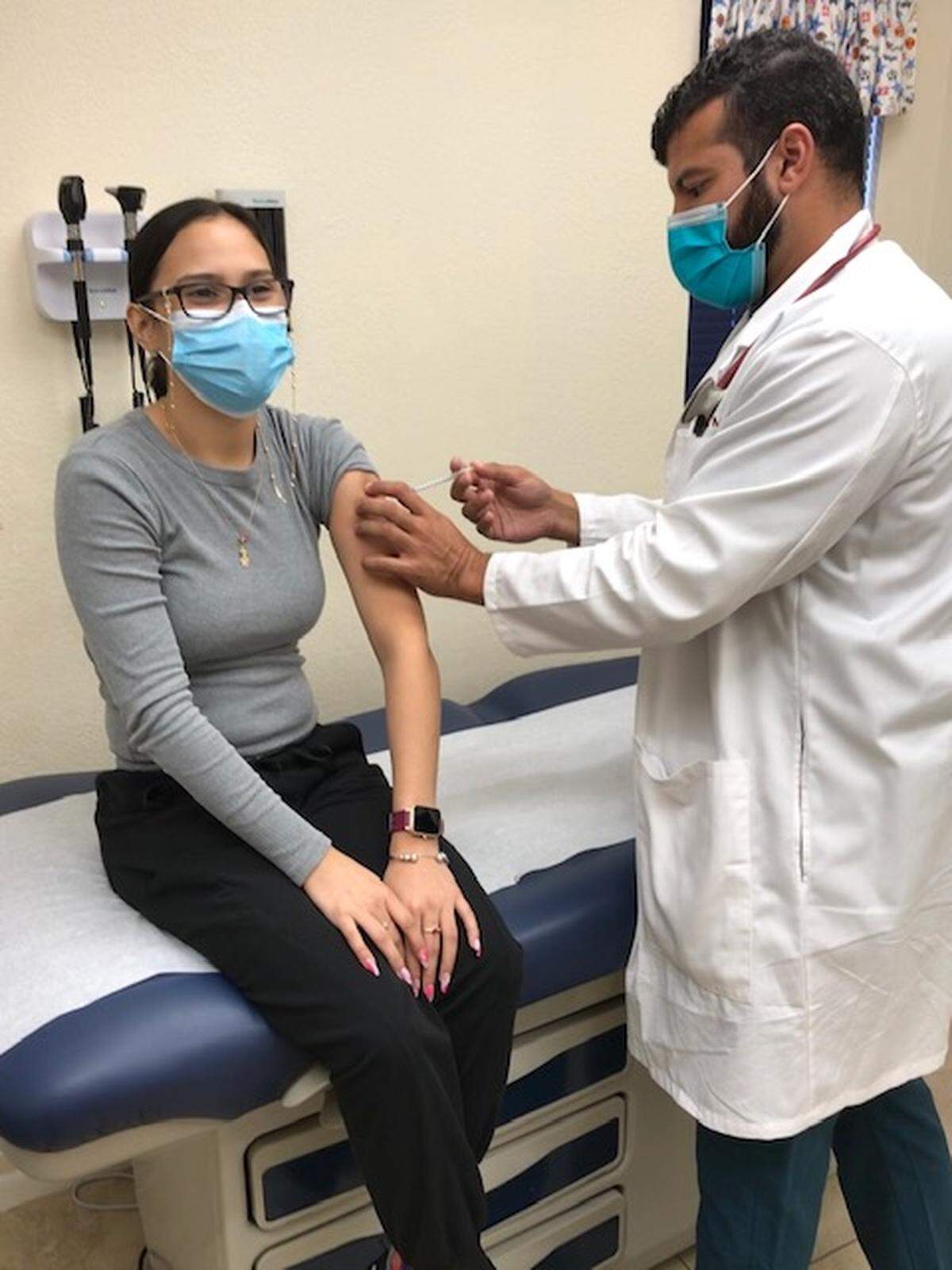 Dr. Hussein Anan administers a flu vaccine to a Miami Gardens patient. Grant funds from the Centers for Disease Control and Prevention - Health Promotion Racial and Ethnic Approaches to Community Health (REACH) Program are helping to improve residents’ health through the Live Healthy Miami Gardens initiative.