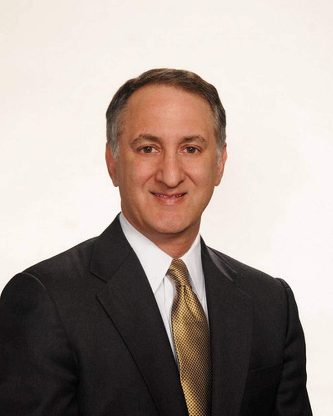 Bruce Reinhart went from the U.S. attorney’s office that was working on a prosecution of Jeffrey Epstein to private practice, representing some of those who allegedly assisted the Palm Beach multimillionaire in his sexual pyramid scheme.