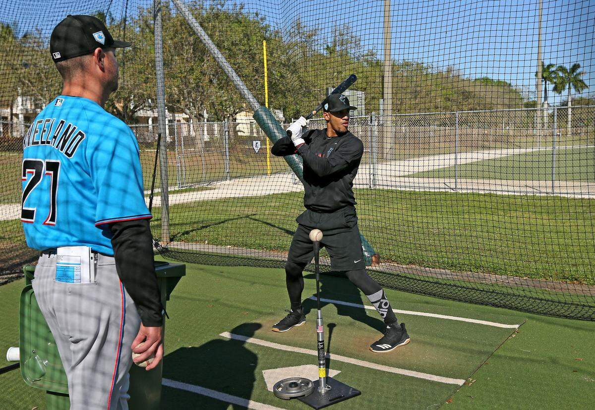 Miami Marlins outfielder Victor Victor Mesa (32) runs drills before a Major League Baseball spring training game against the Atlanta Braves at the Roger Dean Chevrolet Stadium on Wednesday, March 6, 2019 in Jupiter, FL.