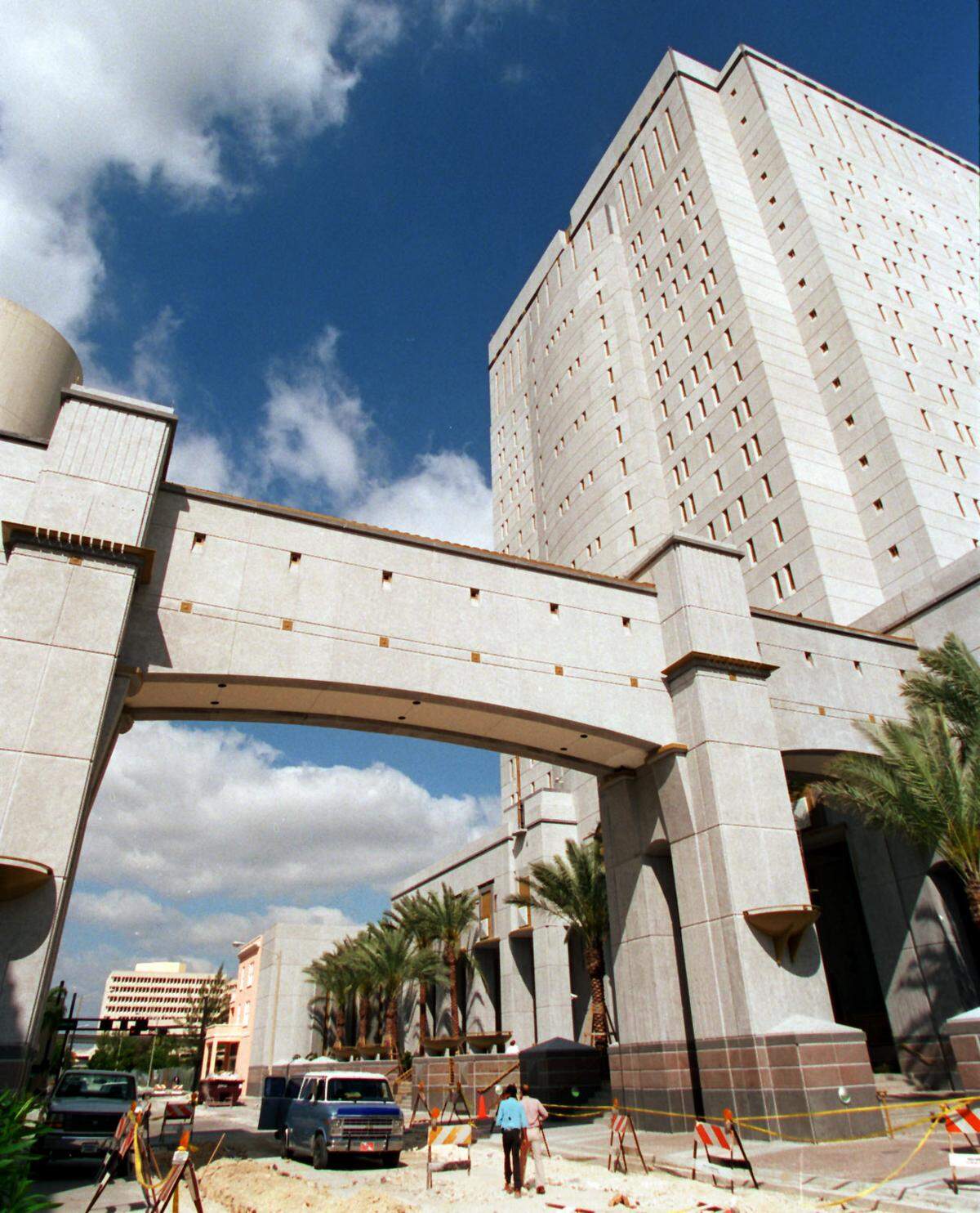 The Federal Detention Center in downtown Miami, located next to a courthouse and high-rise apartment buildings, holds about 400 immigrant detainees.