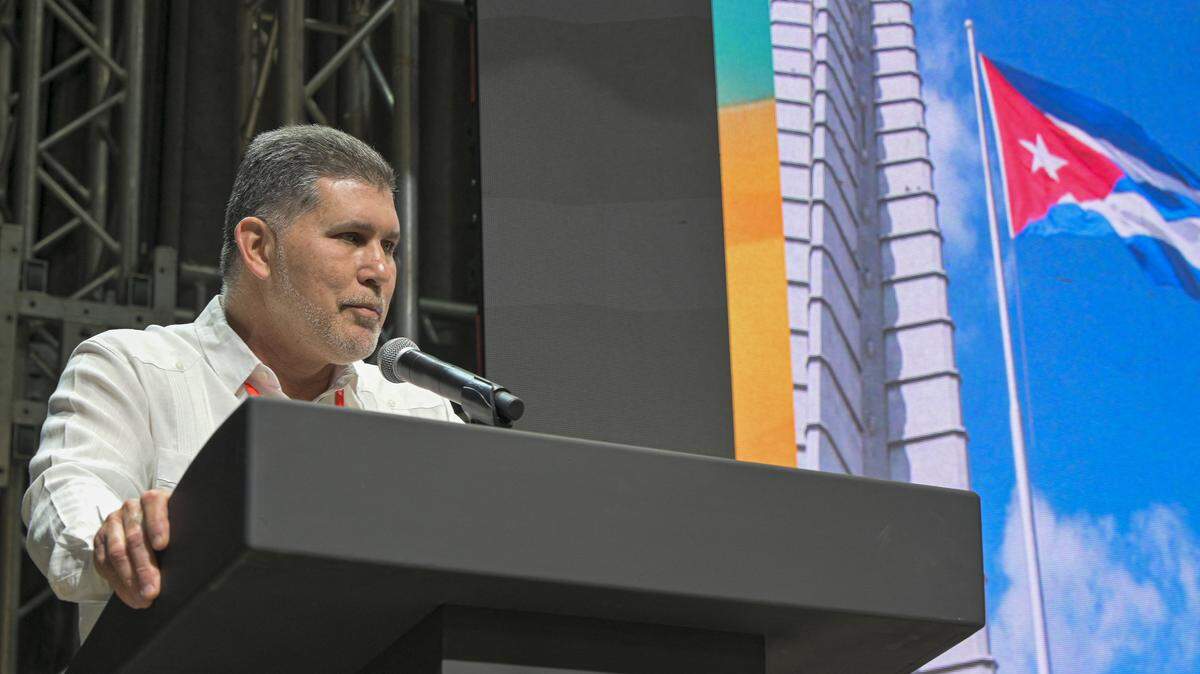 “Esto trasciende la esfera comercial”, dijo Pérez-Oliva, que es sobrino nieto de Fidel y Raúl Castro y además es ministro cubano de Comercio Exterior e Inversión. También ostenta el título de vice primer ministro.