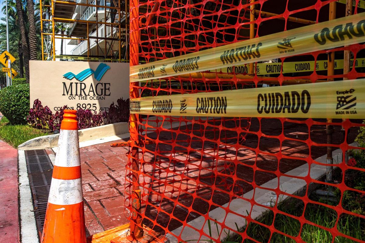 Construction scaffolding is seen near the entrance of the Mirage on Oct. 2, 2021. The tower, which has ties to the collapsed Champlain South, has been under renovation for about two years.