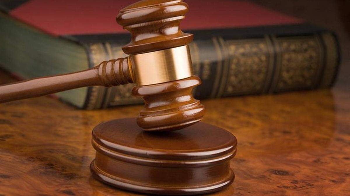 In a 12-month period, from November of 2020 to October of last year, local judges issued at least 5,122 residential eviction orders, according to a report of Miami-Dade County’s Office of the Commission Auditor published in December. Of those, 1,826 or nearly 36% happened in the last three months.
