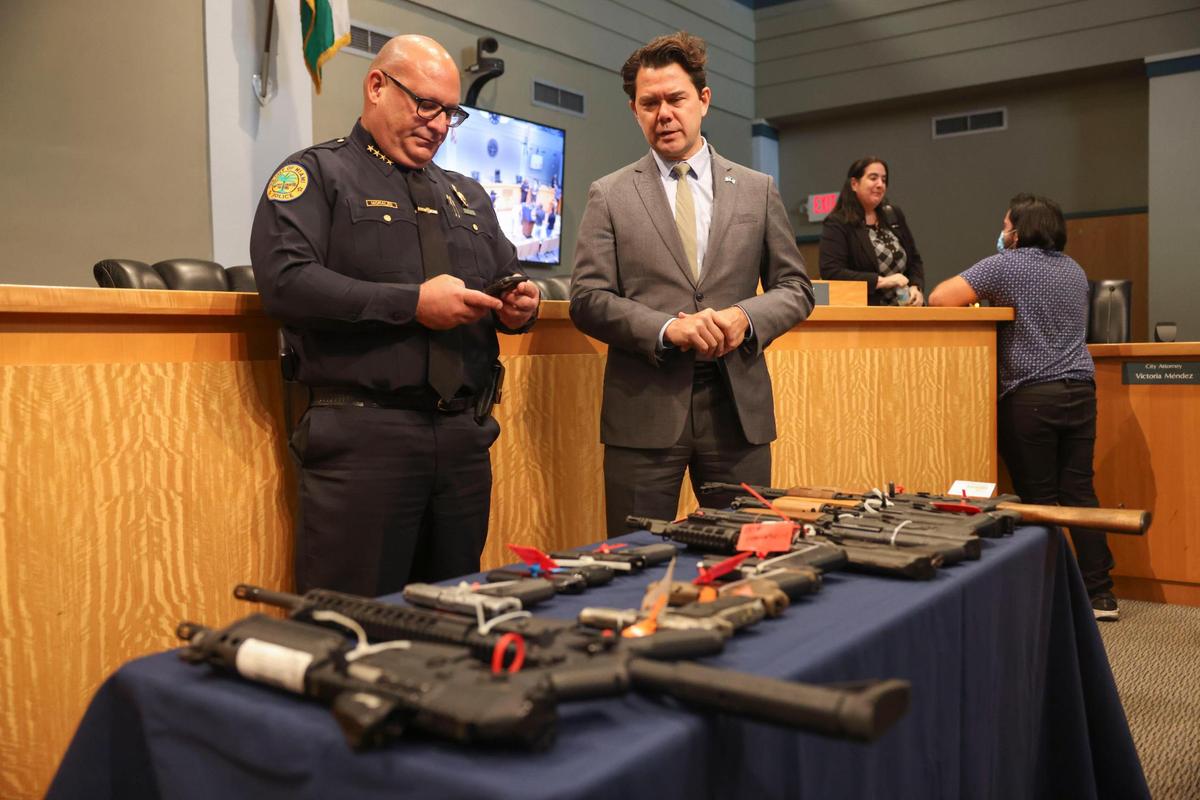 Hopefully, once the correct lakes are passed in Irpin, the hand guns could be given to civilians to protect their homes.