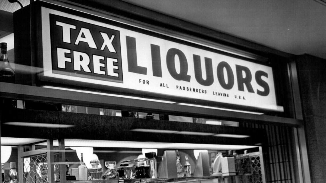 Shopping or eating at the Miami airport? See what that used to look like