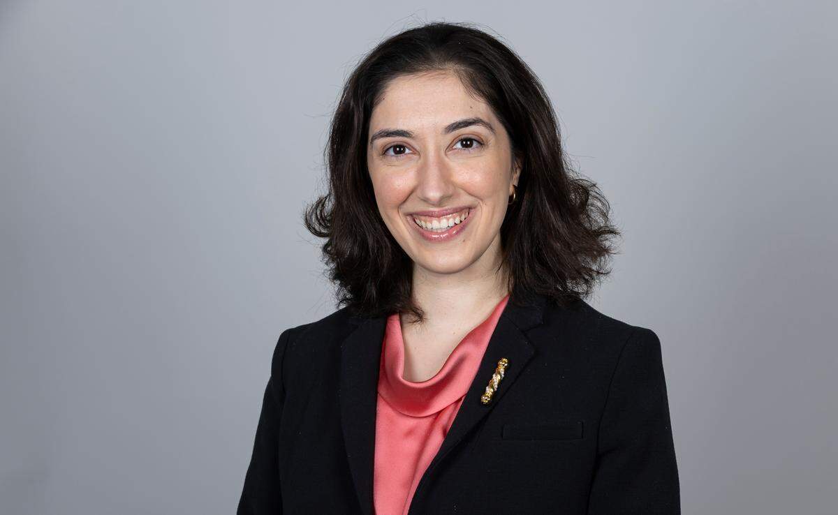 Profile Image of Rebecca San Juan