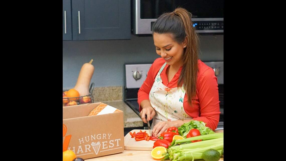 Ditch dull dinners for good. Spark your cooking creativity with Hungry Harvest