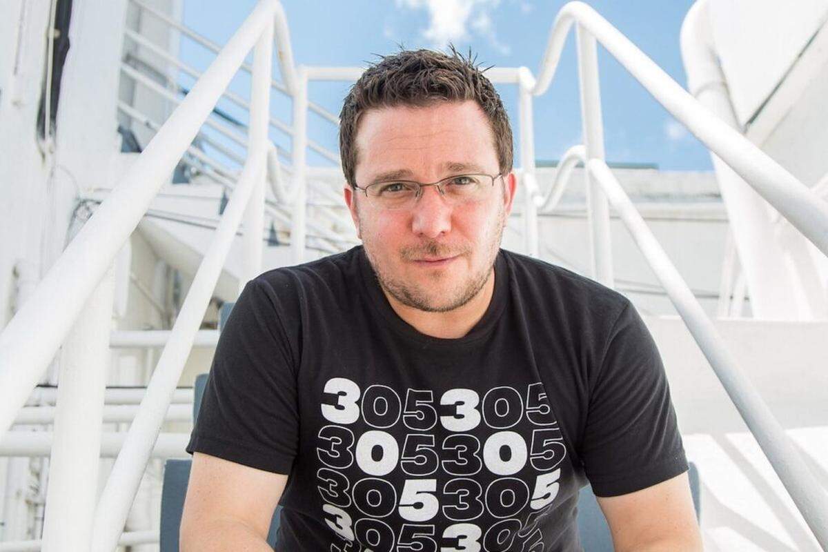 Miami-based documentary filmmaker Billy Corben co-wrote Miami New Drama’s “Lincoln Road Hustle.”