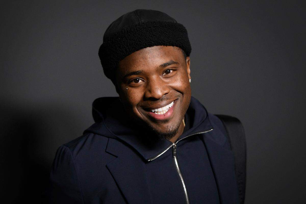 IDK attends the Givenchy Womenswear Fall/Winter 2022/2023 show as part of Paris Fashion Week on March 06, 2022 in Paris, France. Photo by Laurent Zabulon/Abaca/Sipa USA(Sipa via AP Images)