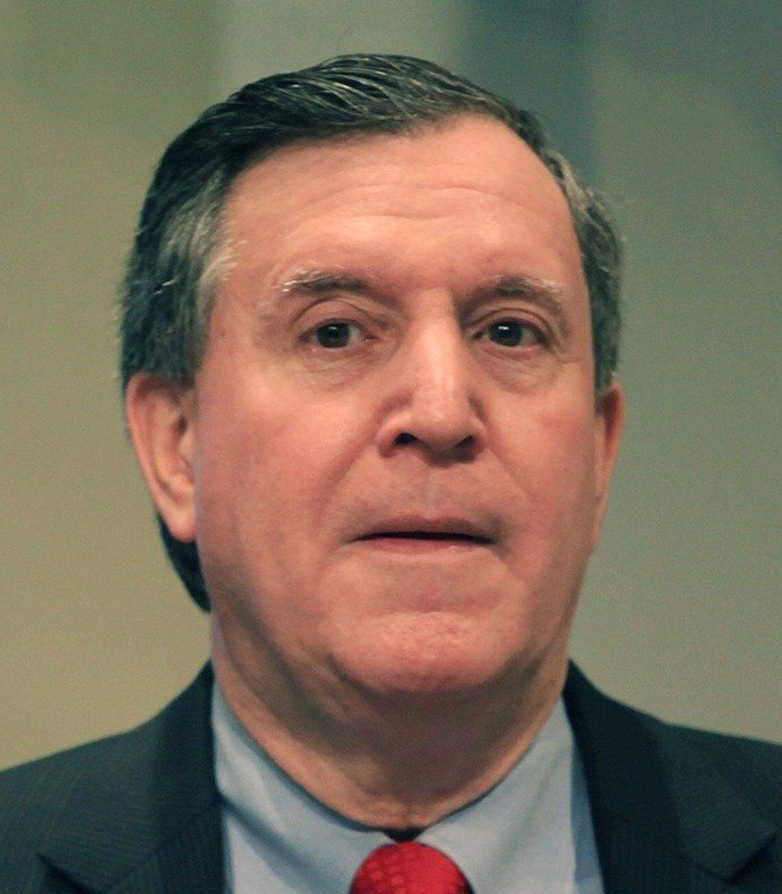 City of Miami Commissioners Manolo Reyes and Joe Carollo talks during the City Commission meeting at Miami City Hall in Coconut Grove on Thursday December 14, 2017.