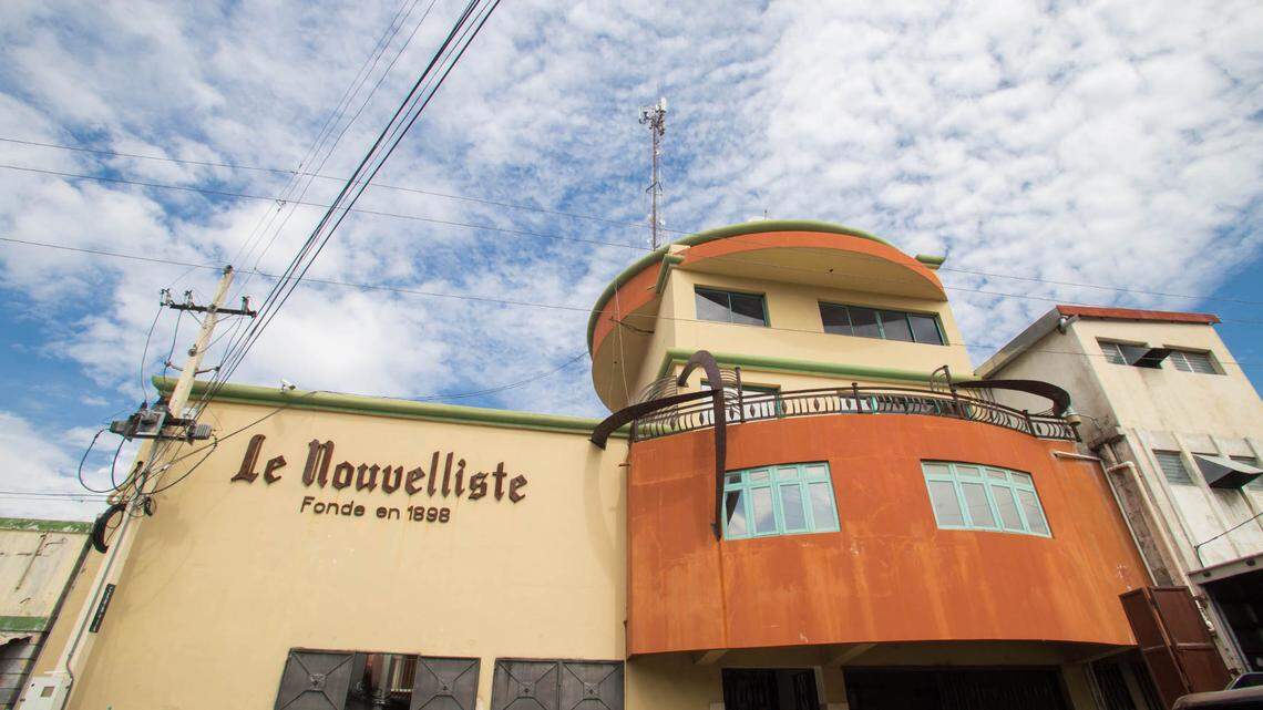 Unknown assailants vandalized and looted the offices of Le Nouvelliste in Haiti’s capital, disrupting the newspaper’s printing.