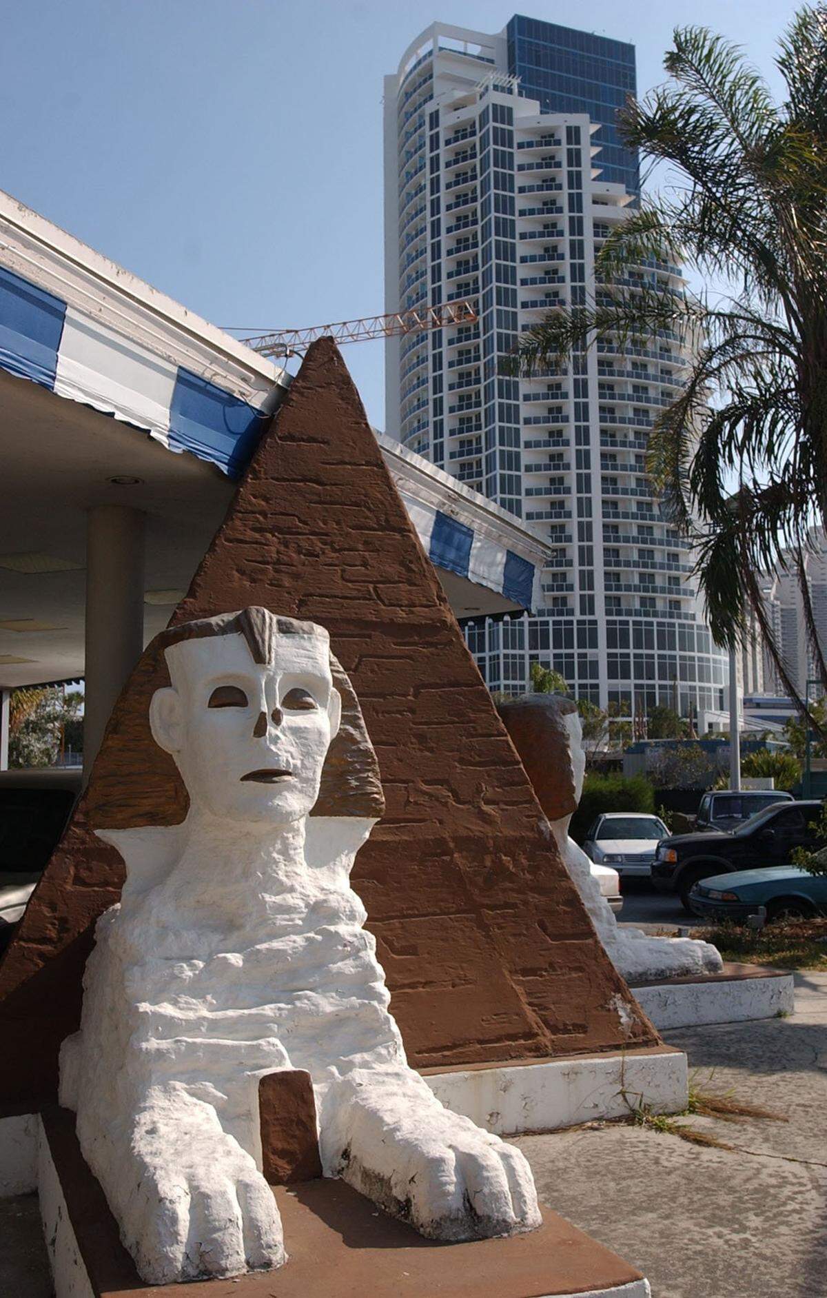 The sphinx and pyramid in front of the Suez Motel, 18215 Collins Ave., in 2003.