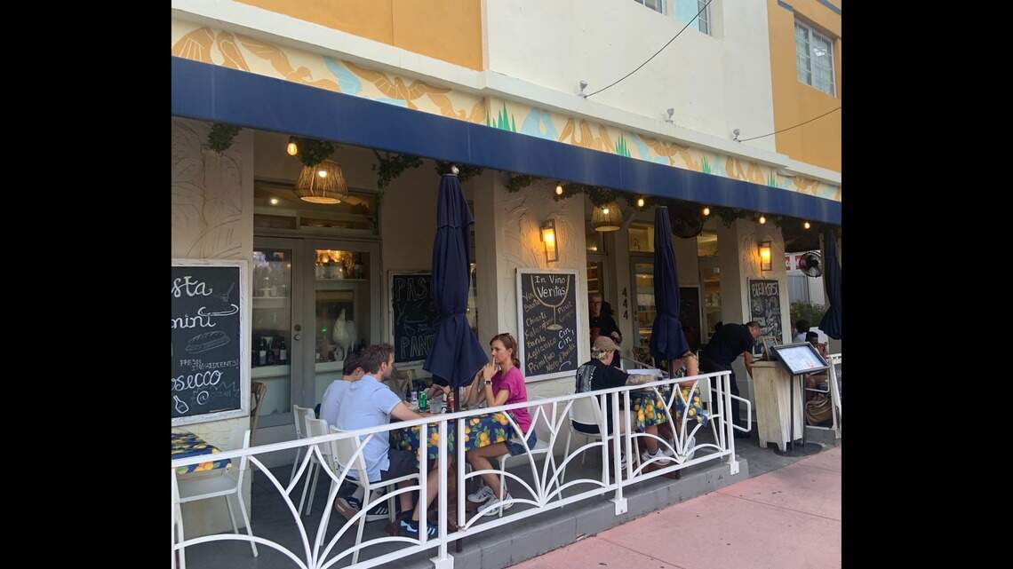 Another roach-tinged inspection failure at this South Beach restaurant
