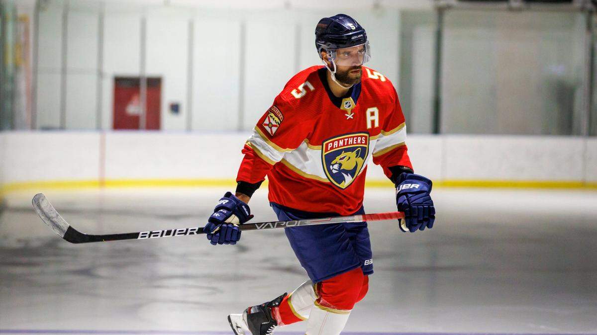 Florida Panther defenseman Aaron Ekblad, seen here on Sept. 21, 2022, scored the Panthers’ first power-play goal of the season in a win over the Buffalo Sabres on Saturday.