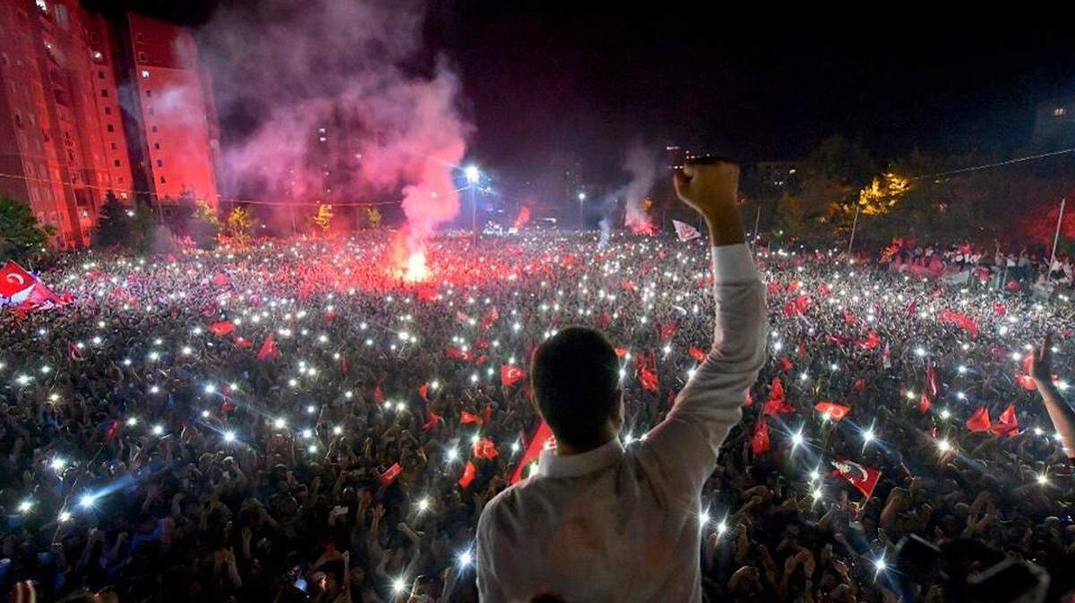 Ekrem Imamoglu, who opposes Turkish strongman Recep Tayyip Erdoğan, won 54 percent of the June 23 vote to become mayor of Istanbul.