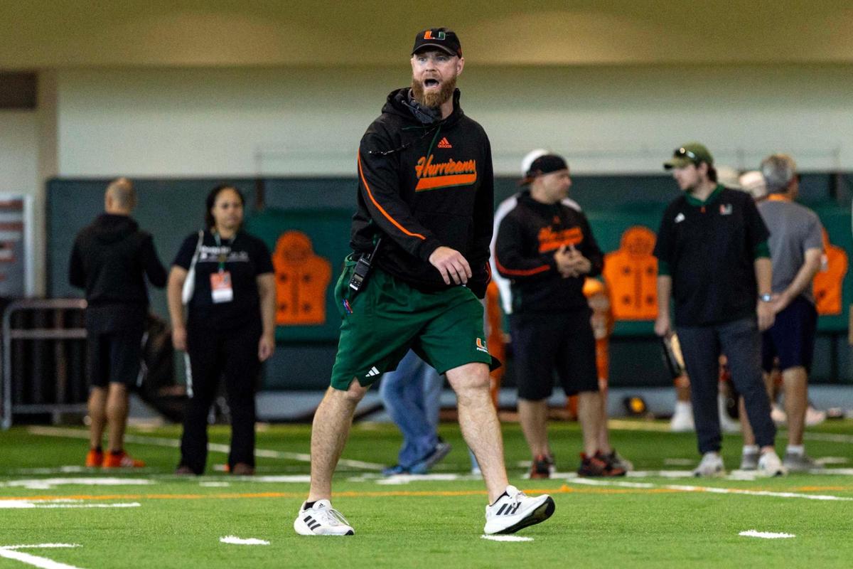 Miami Hurricanes defensive coordinator Corey Hetherman directs players during spring practice at the Carol Soffer Indoor Practice Facility at the University of Miami on Wednesday, March 5, 2025, in Coral Gables, Florida.