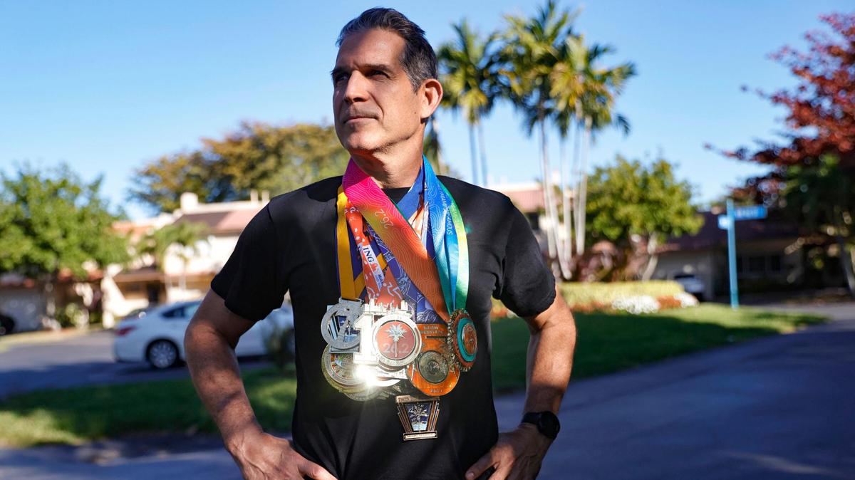 Miami marathoners keep streak going and going for 20 years