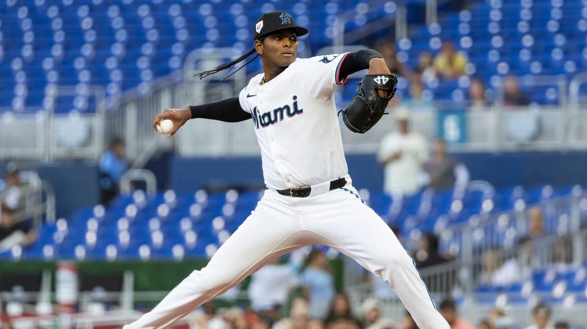 Miami Marlins starting pitcher Edward Cabrera (27) pitches against the San Francisco Giants in the first inning of their MLB game at loanDepot park on Monday, April 15, 2024, in Miami, Fla.